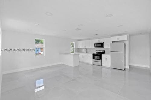 655 SW 5th St, Homestead, FL 33030 — zdjęcie 2
