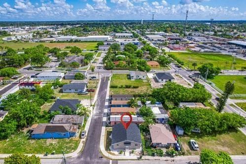655 SW 5th St, Homestead, FL 33030 — zdjęcie 4