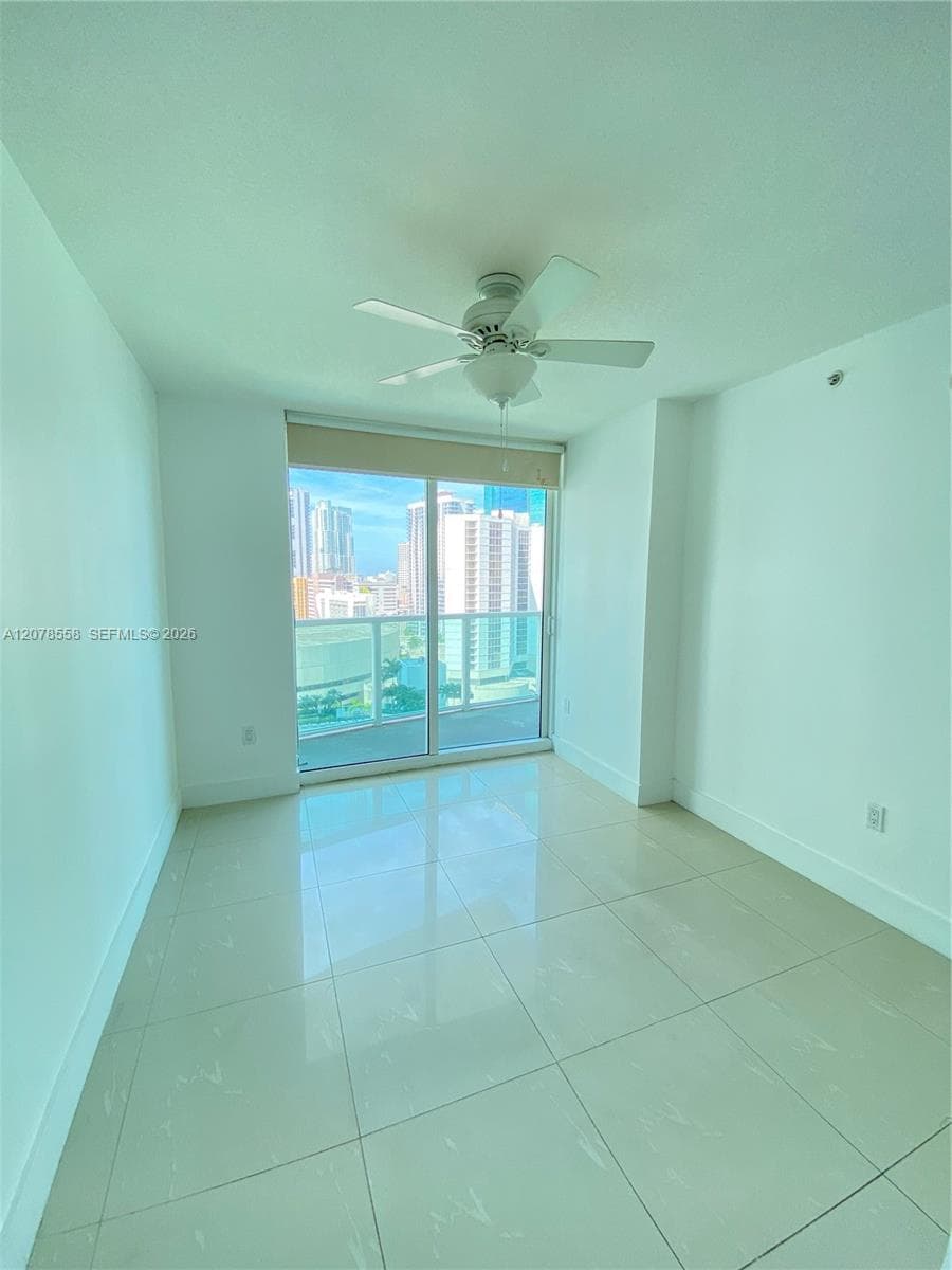 41 SE 5th St # 1109, Miami, FL 33131 — zdjęcie 4