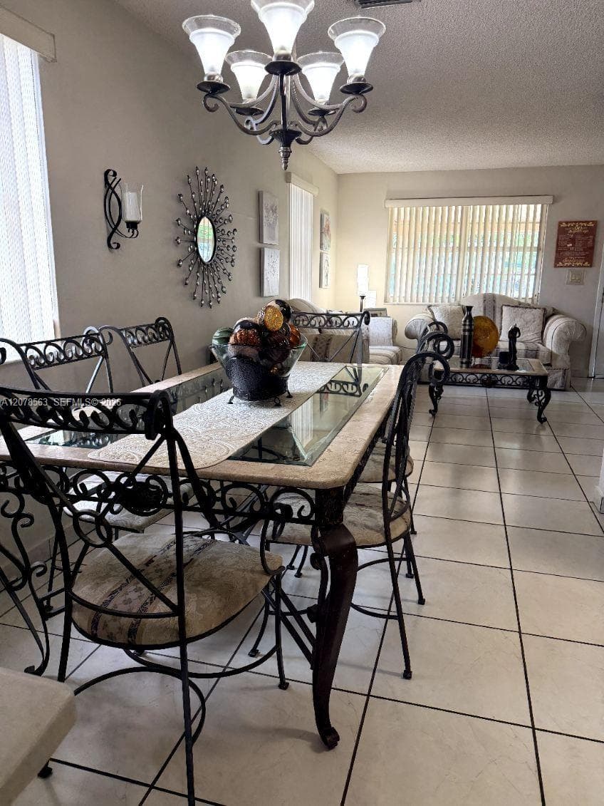 1340 W 36th St, Hialeah, FL 33012 — zdjęcie 2