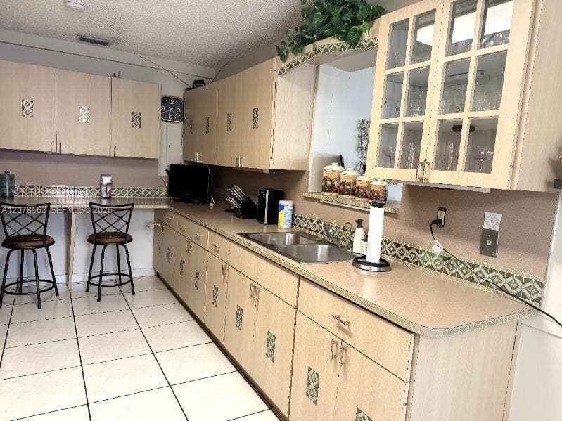 1340 W 36th St, Hialeah, FL 33012 — zdjęcie 4