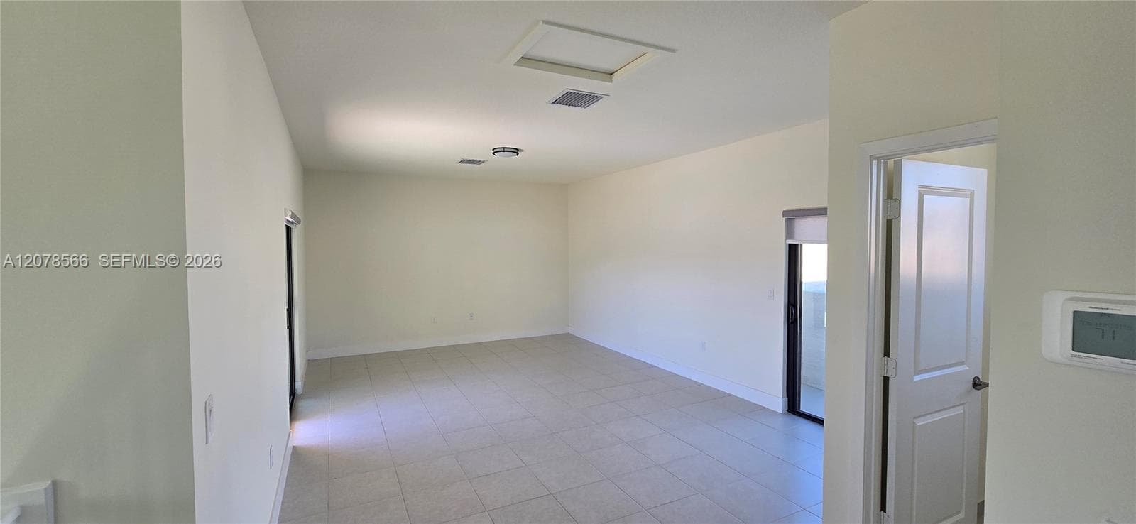 4242 NW 82nd Ave, Doral, FL 33166 — zdjęcie 5