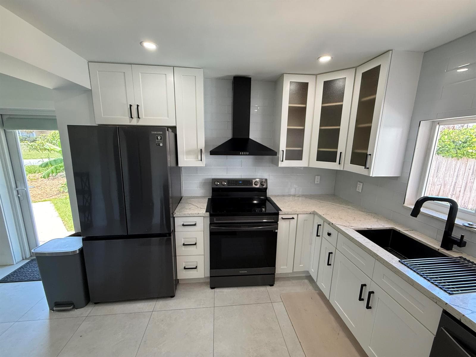 5814 SE ORANGE BLOSSOM Trail # A, Hobe Sound, FL 33455 — zdjęcie 5