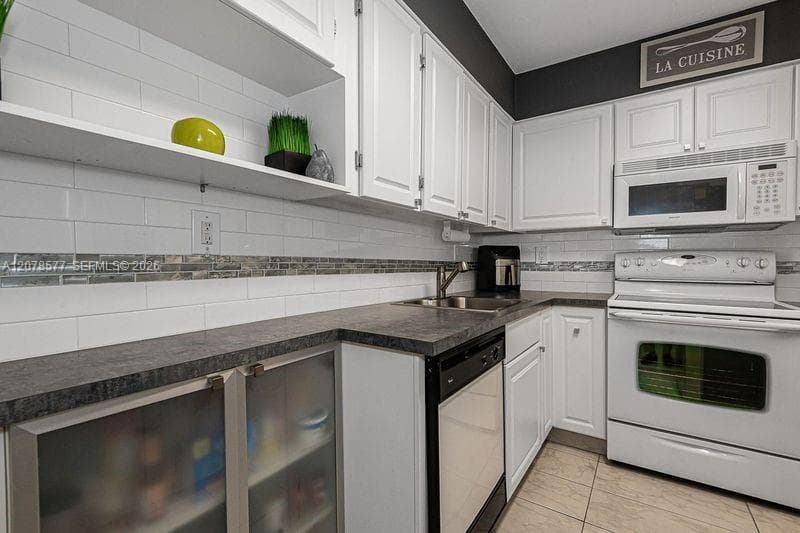 17800 Atlantic Blvd # 203, Sunny Isles Beach, FL 33160 — zdjęcie 2