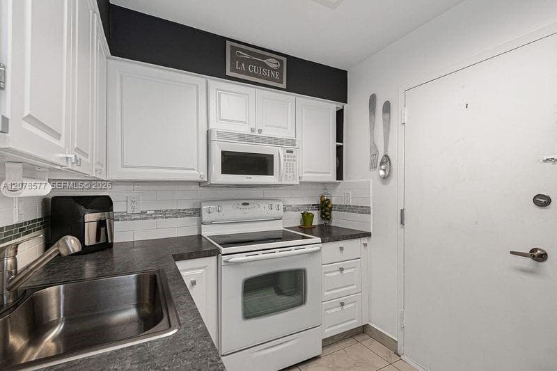 17800 Atlantic Blvd # 203, Sunny Isles Beach, FL 33160 — zdjęcie 3