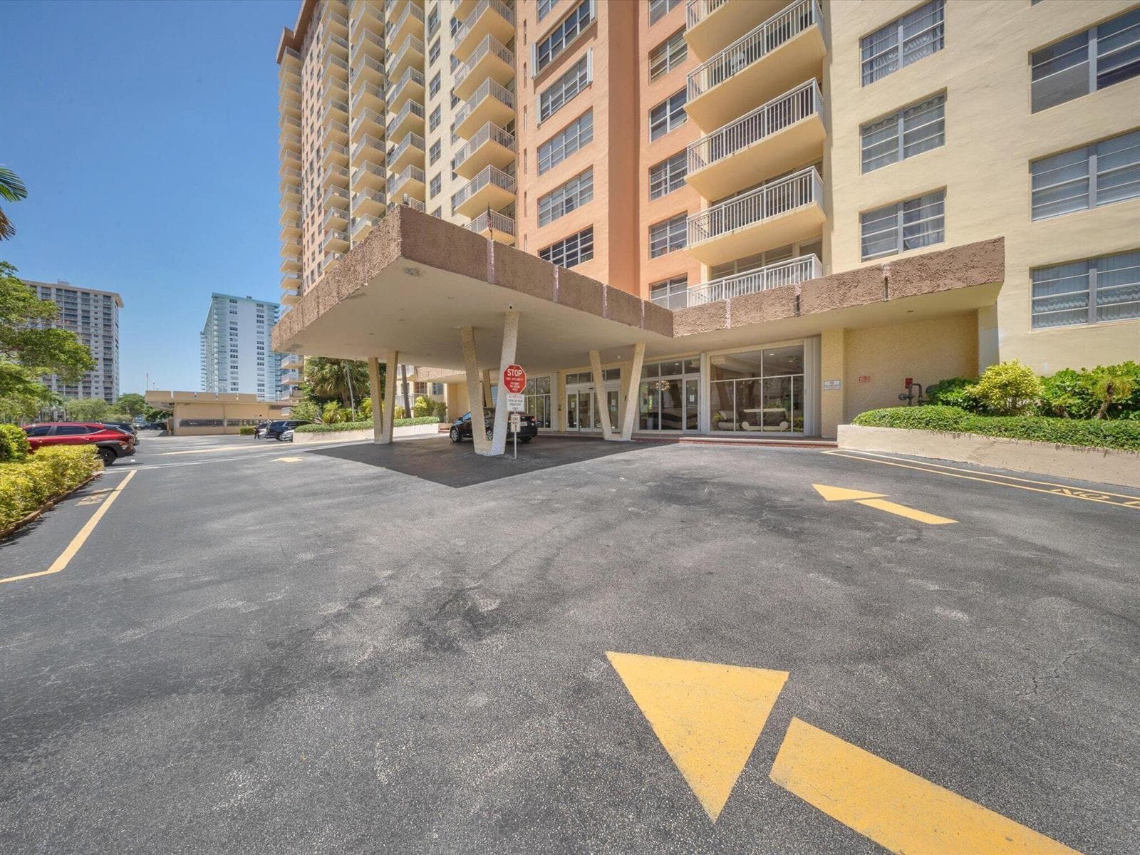 251 174th Street # 2310, Sunny Isles Beach, FL 33160 — zdjęcie 2