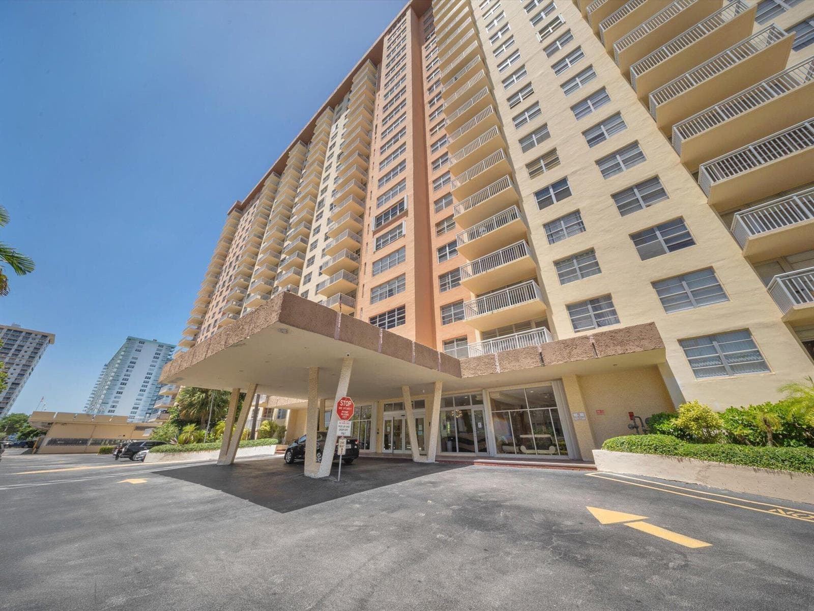 251 174th Street # 2310, Sunny Isles Beach, FL 33160 — zdjęcie 3