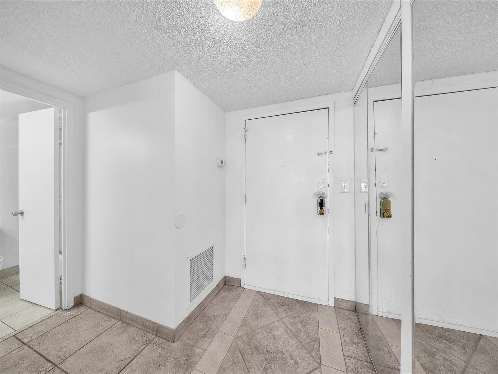 251 174th Street # 2310, Sunny Isles Beach, FL 33160 — zdjęcie 4