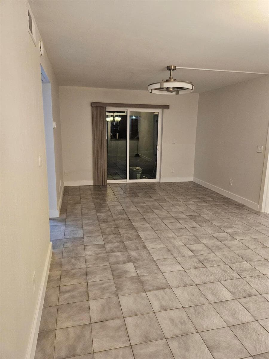 10035 WINDING LAKE Road # 102, Sunrise, FL 33351 — zdjęcie 4