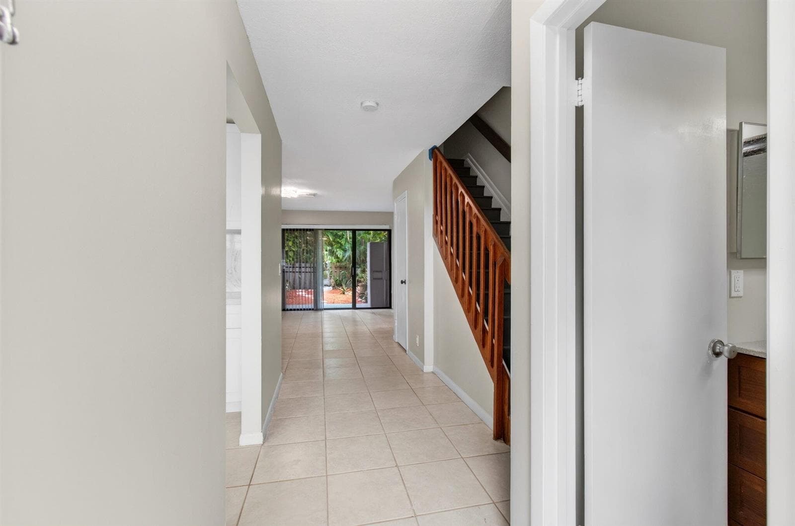 799 HILL Drive # C, West Palm Beach, FL 33415 — zdjęcie 3