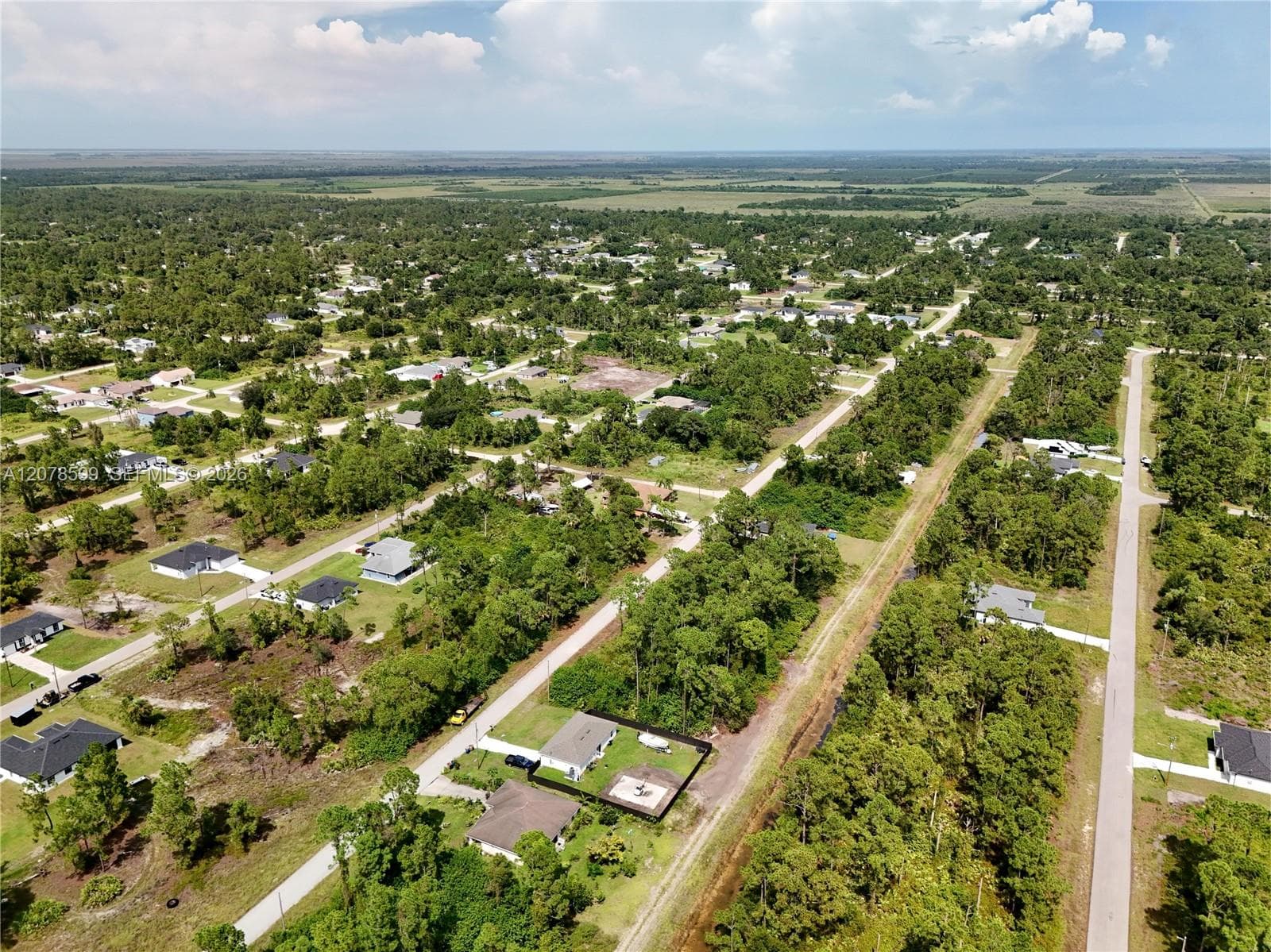 1114 CRAFT ST E, Lehigh Acres, FL 33974 — zdjęcie 4