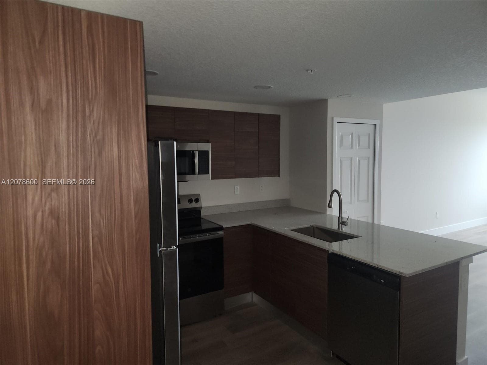 4424 S TEXAS AVE # 310, Orlando, FL 32839 — zdjęcie 5