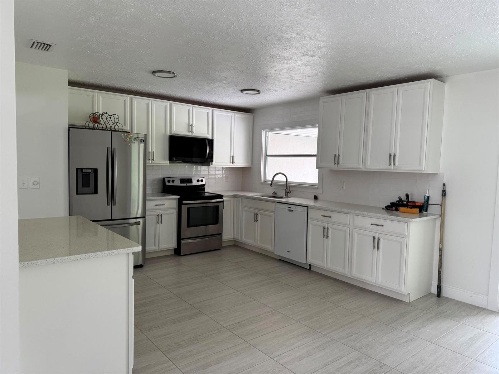 1691 SE Goucho Avenue, Port St. Lucie, FL 34952 — zdjęcie 4