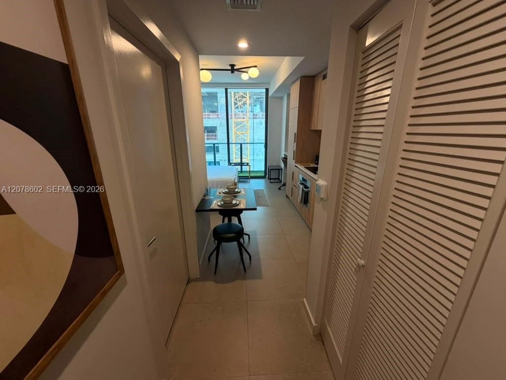 11 NE 6th ST # 1002, Miami, FL 33132 — zdjęcie 4