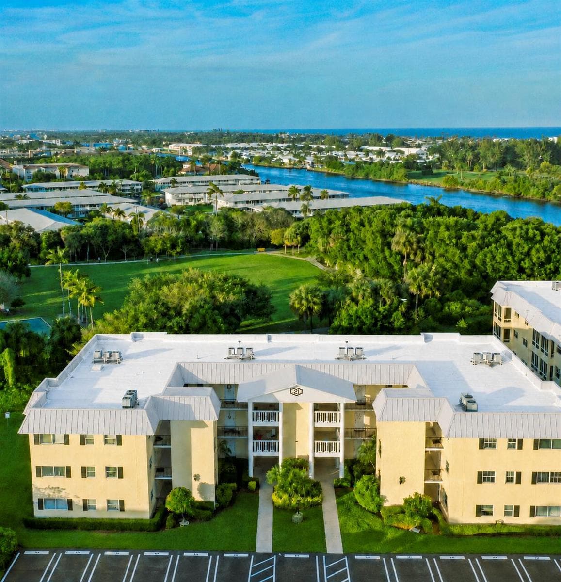 21 COLONIAL CLUB Drive # 303, Boynton Beach, FL 33435 — zdjęcie 3