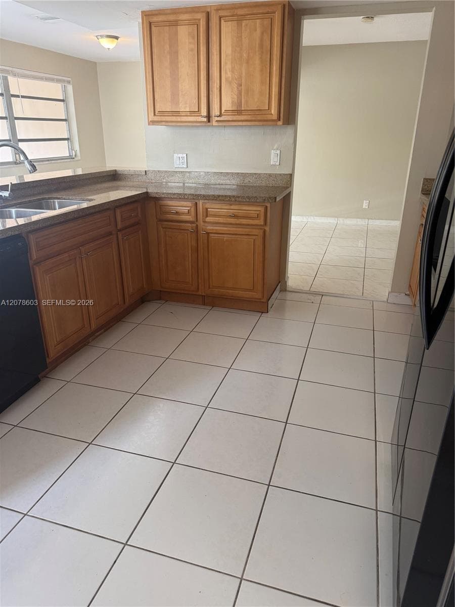 2121 N 52nd Ave, Hollywood, FL 33021 — zdjęcie 2