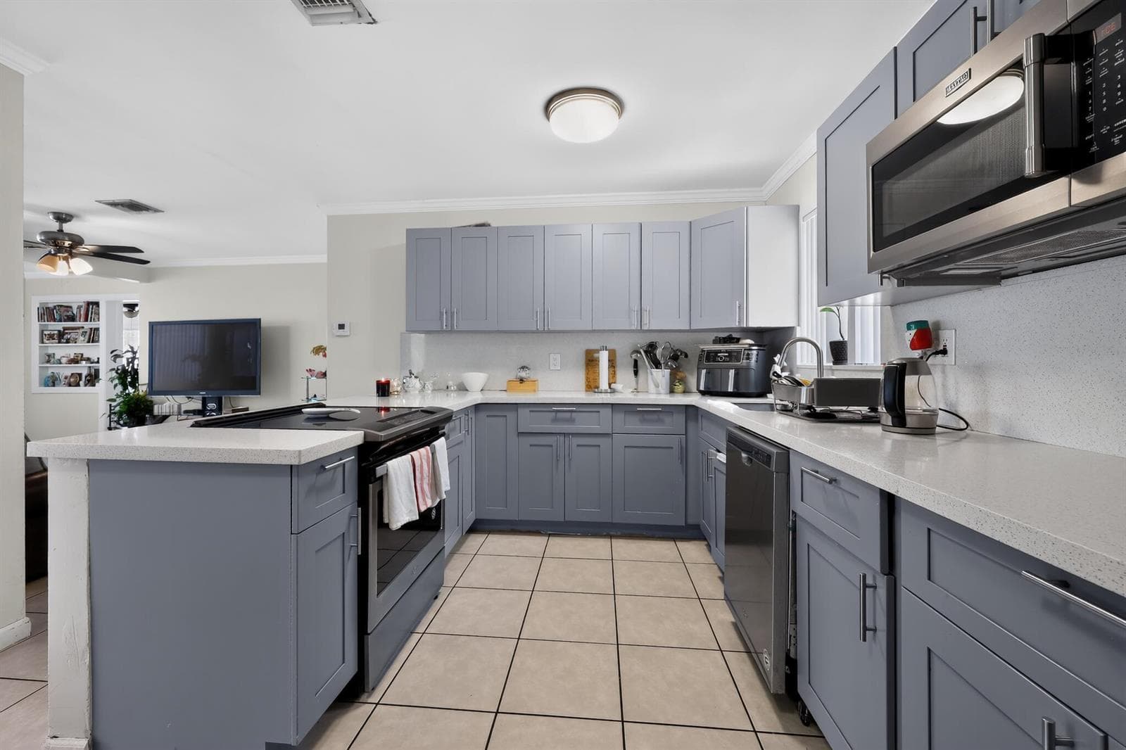 1213 14TH Avenue S, FL 33460 — zdjęcie 5