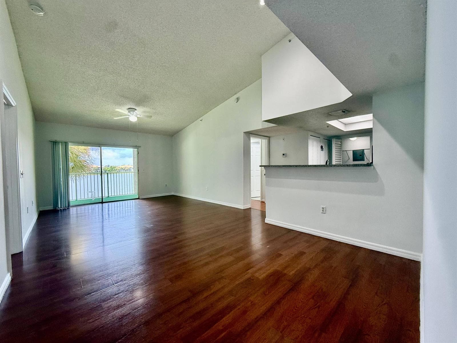 5041 Wiles Road # 9-208, Coconut Creek, FL 33073 — zdjęcie 2