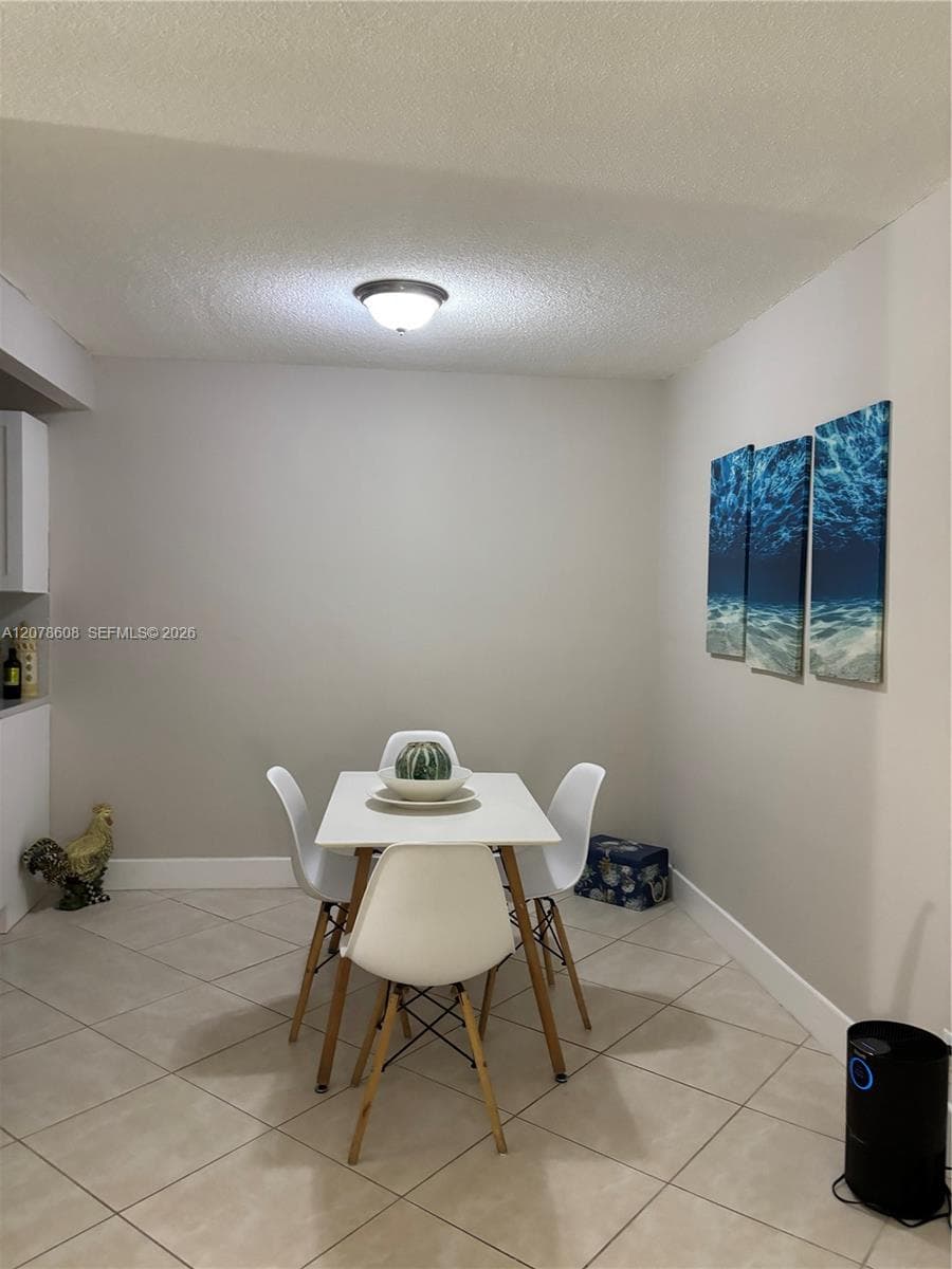 1100 NE 1st Ct # 102, Hallandale Beach, FL 33009 — zdjęcie 4