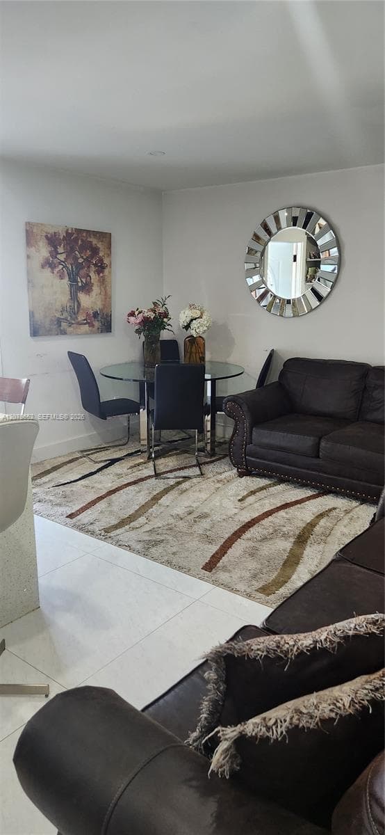 150 NW 17th Ct, Miami, FL 33125 — zdjęcie 5