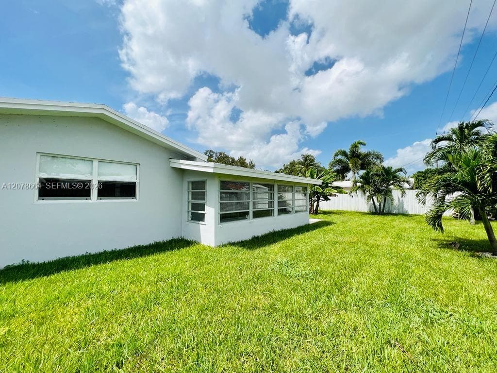 1931 NE 55th Ct, Fort Lauderdale, FL 33308 — zdjęcie 4