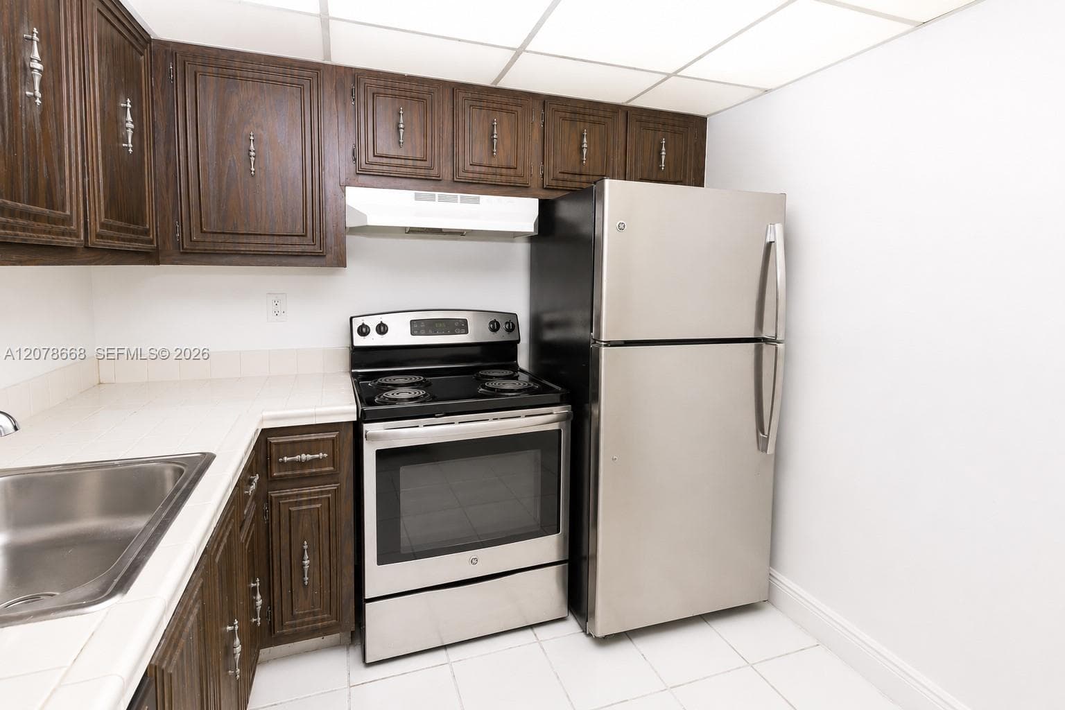 486 NW 165th St Rd # B-301, Miami, FL 33169 — zdjęcie 2