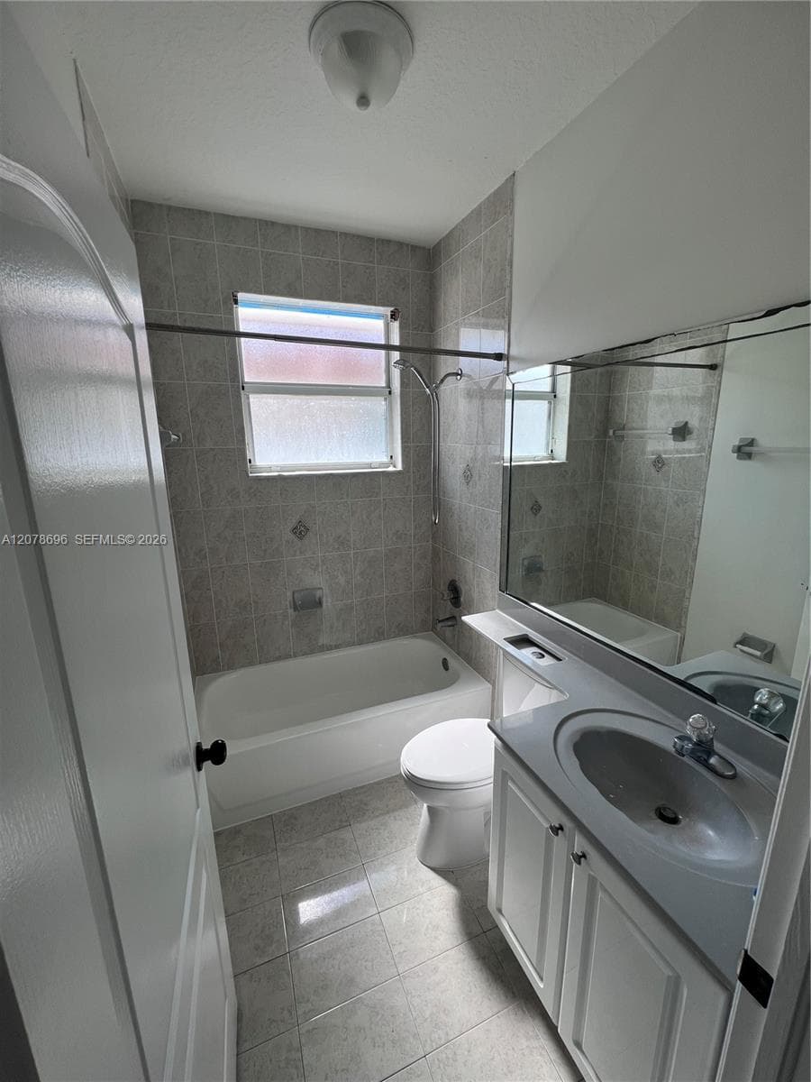 16147 SW 66th Ter # House, Miami, FL 33193 — zdjęcie 5