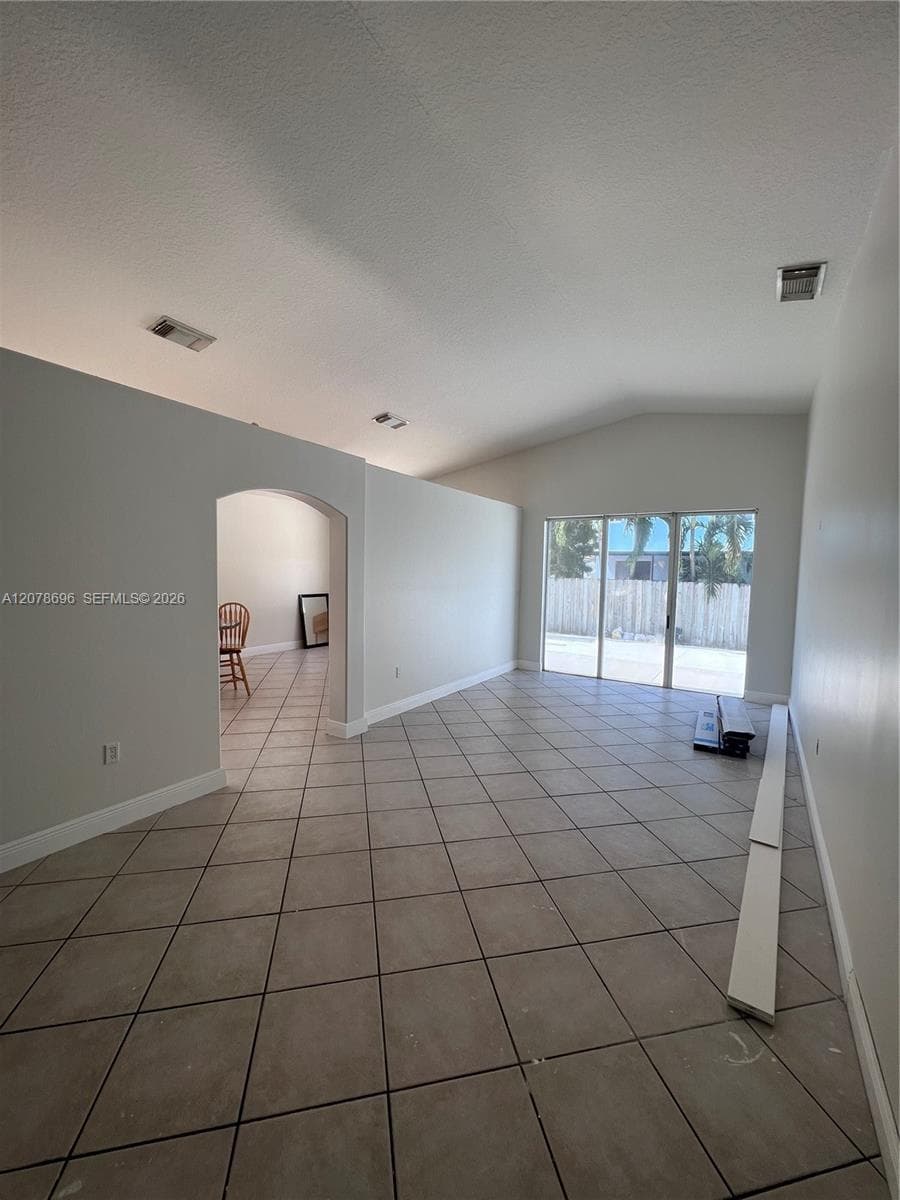 16147 SW 66th Ter # House, Miami, FL 33193 — zdjęcie 4