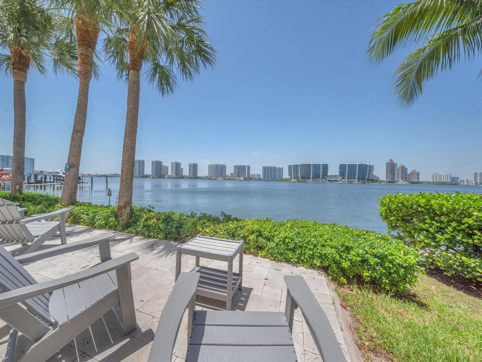 18100 N Bay Road # 707, Sunny Isles Beach, FL 33160 — zdjęcie 2