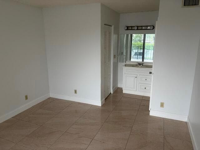 708 EXECUTIVE CENTER Drive # 210, West Palm Beach, FL 33401 — zdjęcie 4
