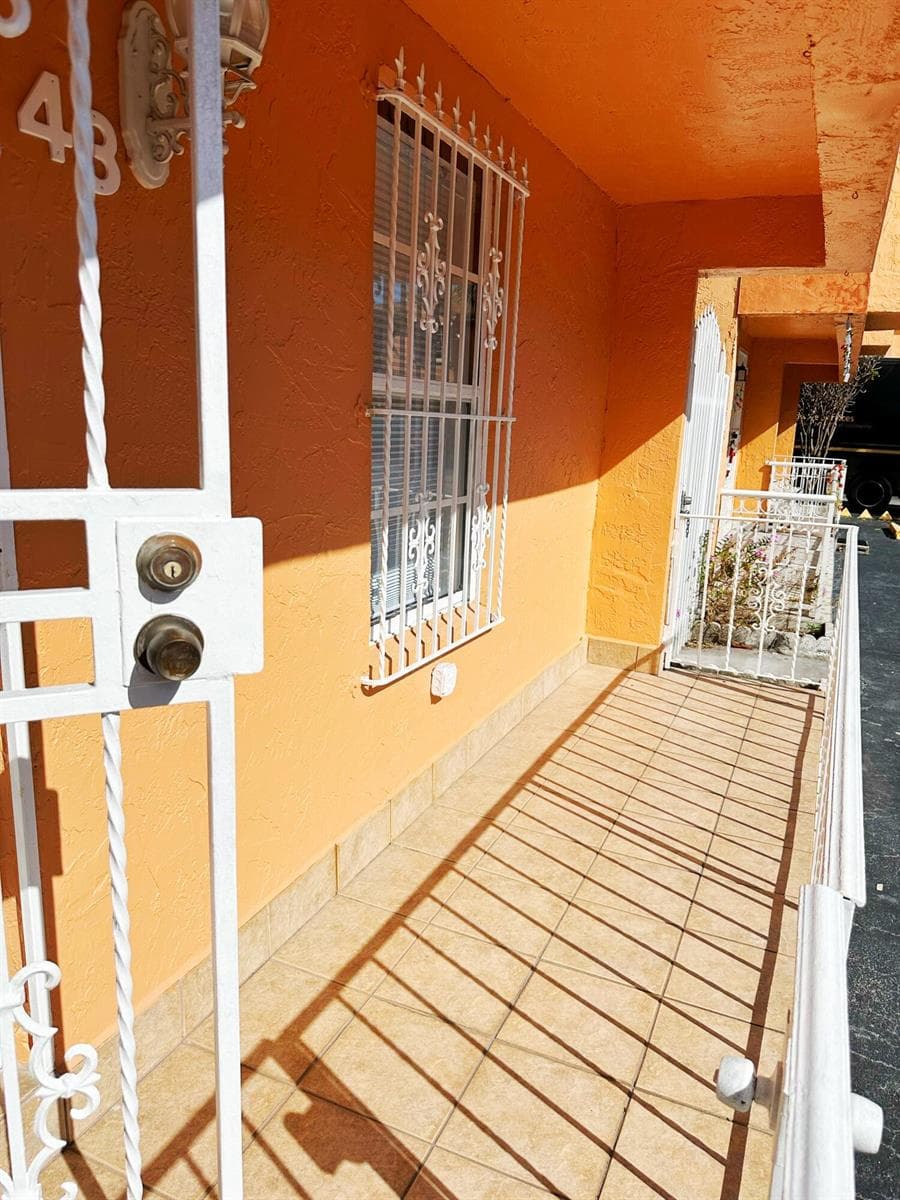 1701 W 42ND Place # 43, Hialeah, FL 33012 — zdjęcie 4