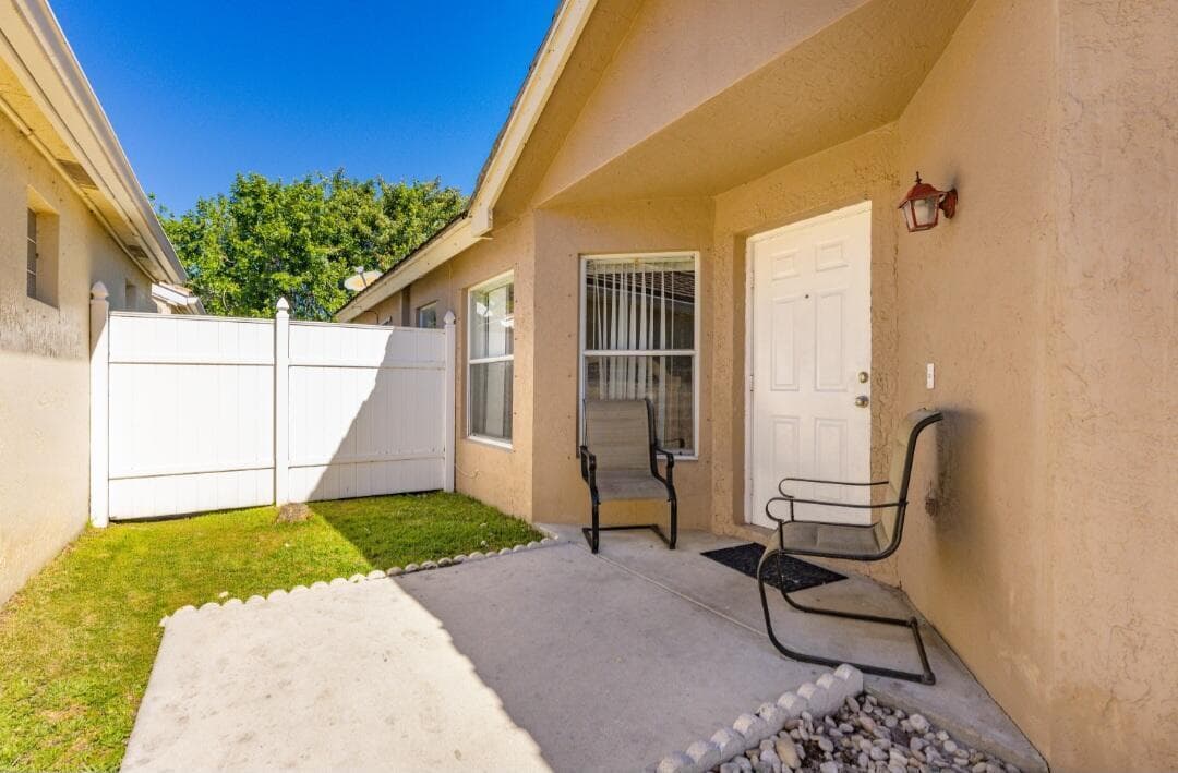 6179 SAVANNAH Way, Lake Worth, FL 33463