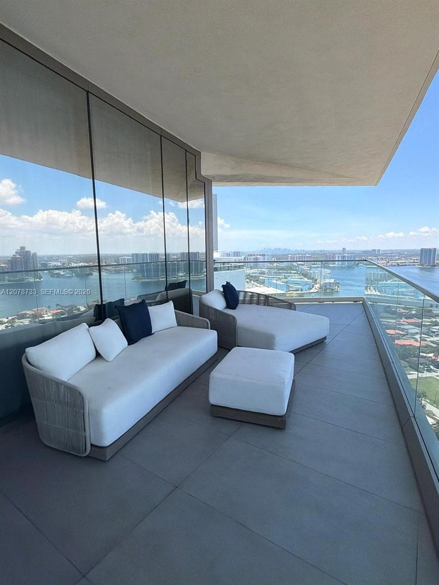 18975 Collins Ave # 2905, Sunny Isles Beach, FL 33160 — zdjęcie 2