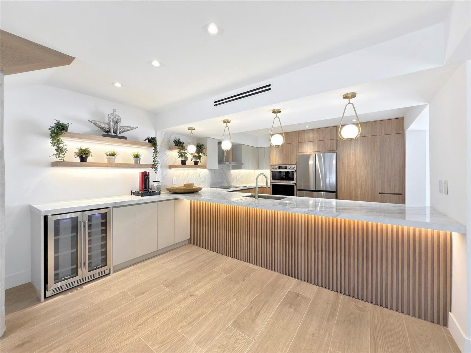 729 NE 17th Terrace, Fort Lauderdale, FL 33304 — zdjęcie 2