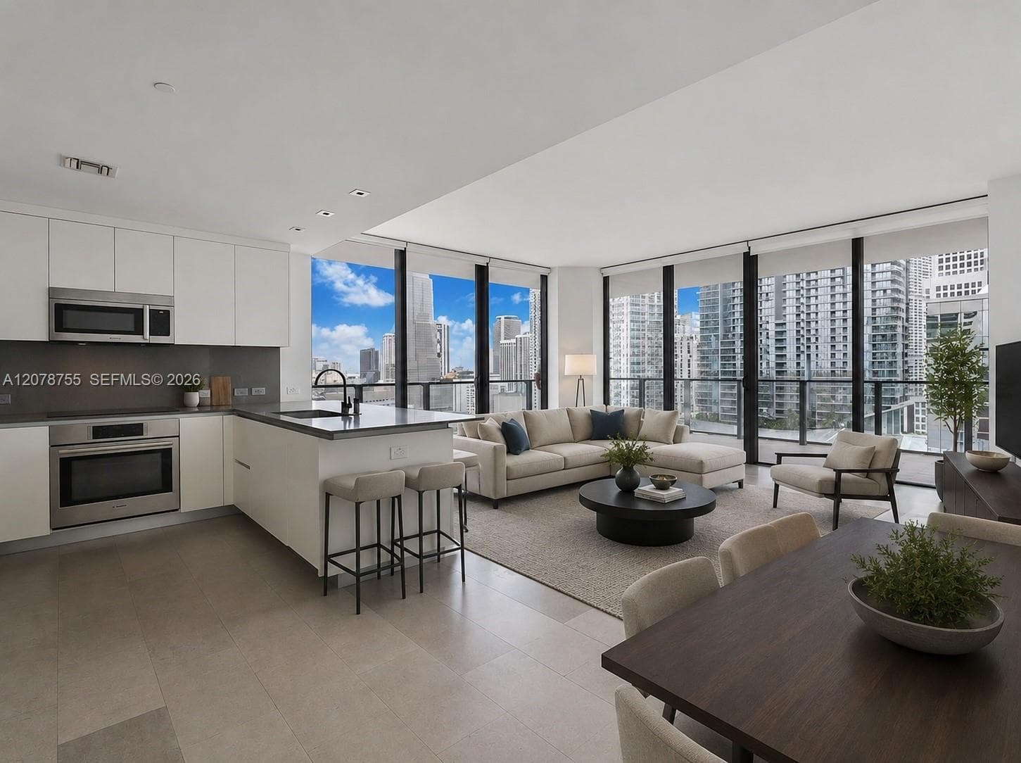 88 SW 7th St # 1511, Miami, FL 33130 — zdjęcie 2