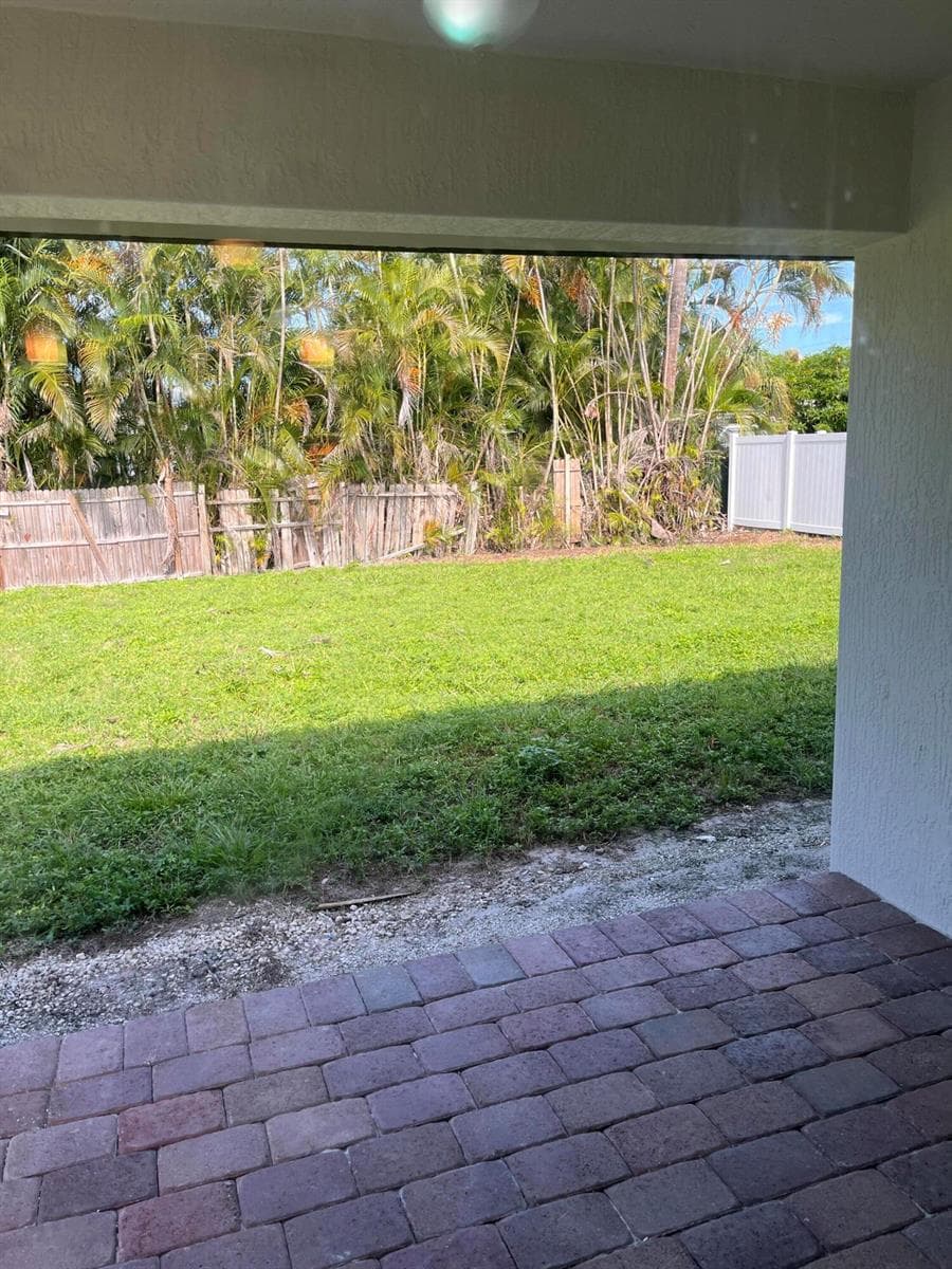 2475 FAITH Avenue, West Palm Beach, FL 33417 — zdjęcie 4