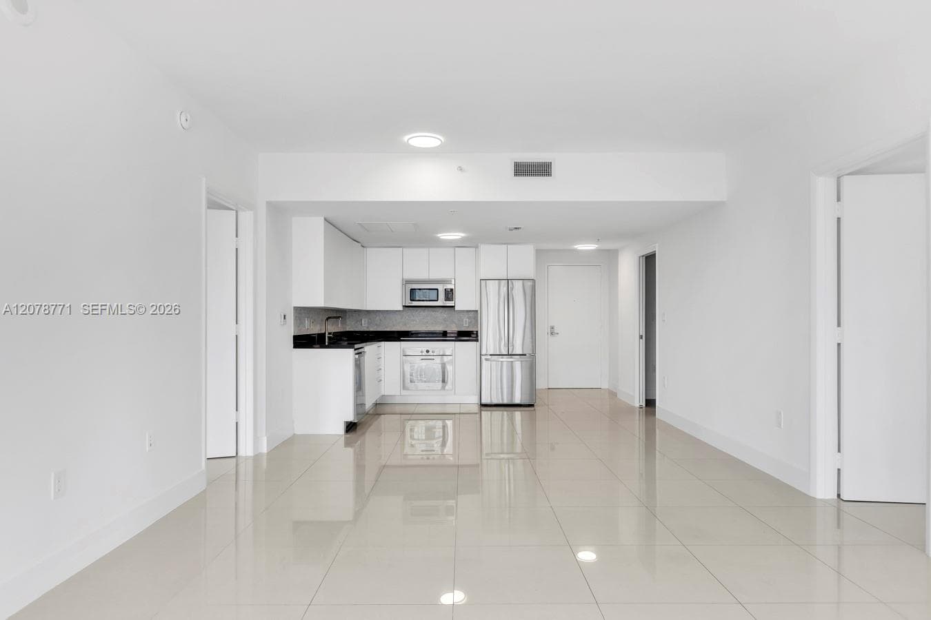 92 SW 3rd St # 1403, Miami, FL 33130 — zdjęcie 3