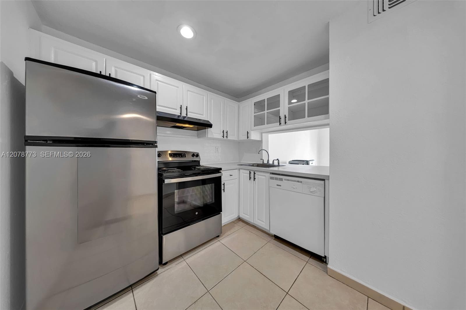 9360 Fontainebleau Blvd # 208, Miami, FL 33172 — zdjęcie 2