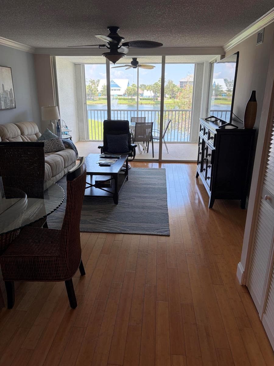 353 S US Hwy 1 # D204, Jupiter, FL 33477
