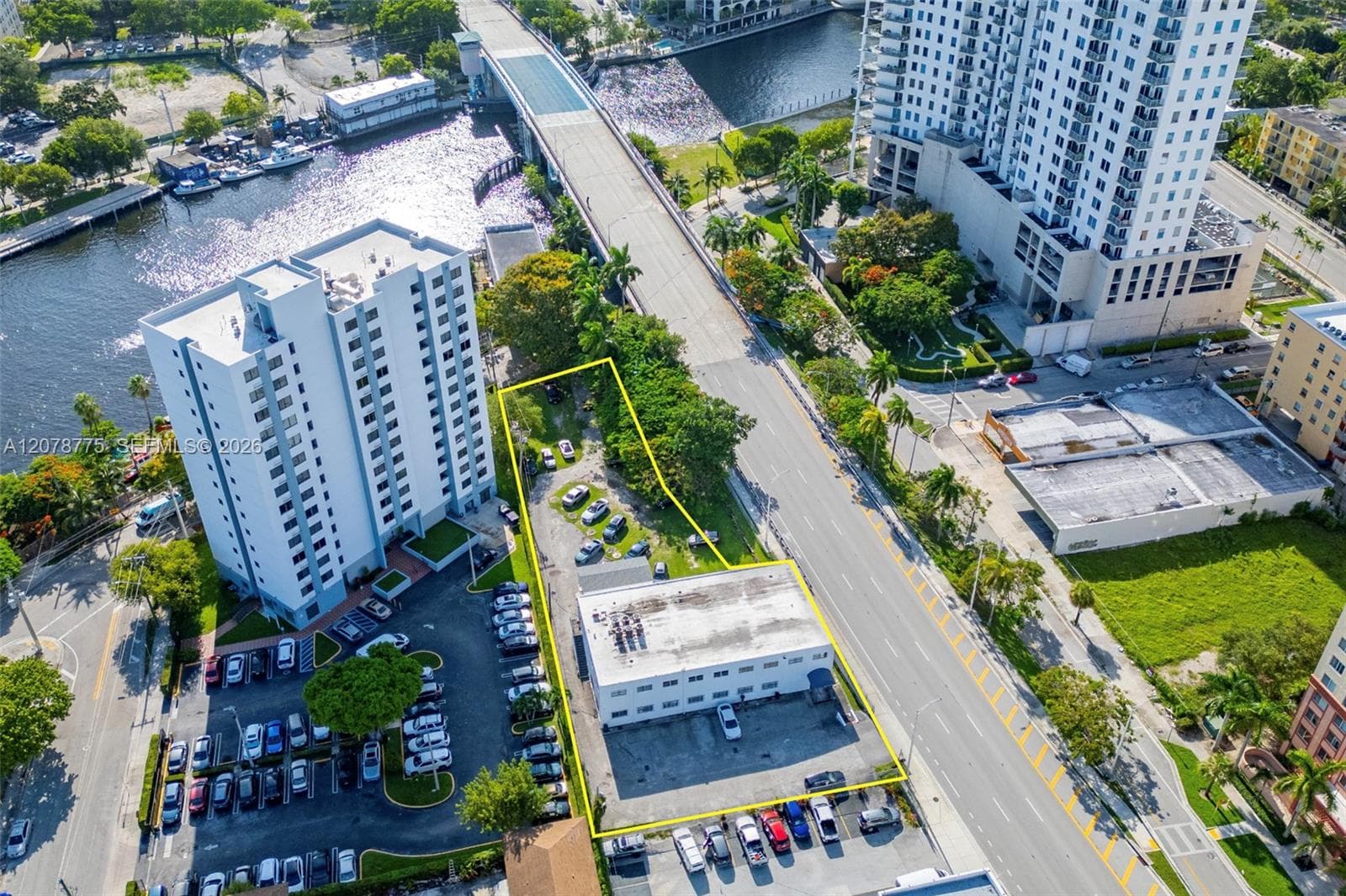 529 W Flagler St, Miami, FL 33130 — zdjęcie 4