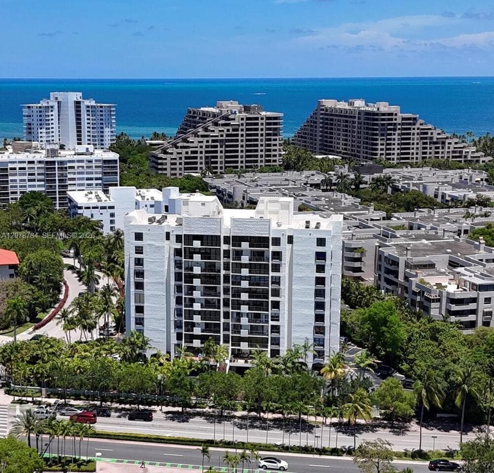 77 Crandon Blvd # 5C, Key Biscayne, FL 33149 — zdjęcie 2