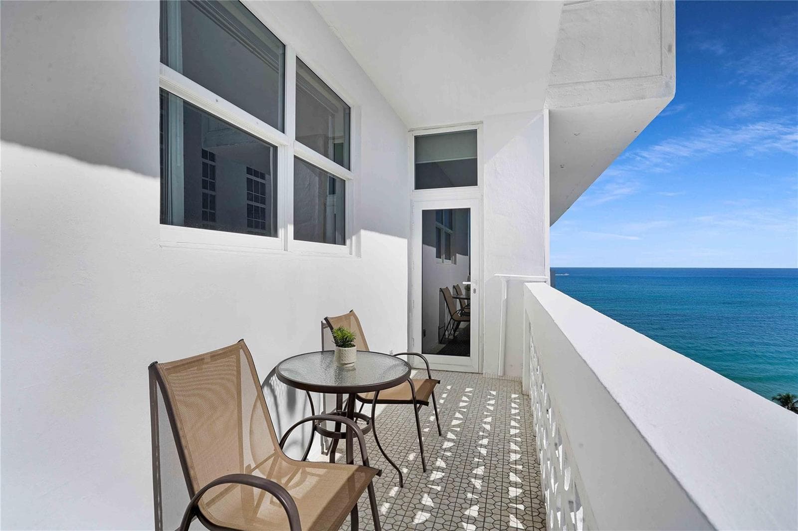 4250 GALT OCEAN Drive # PHB, Fort Lauderdale, FL 33308
