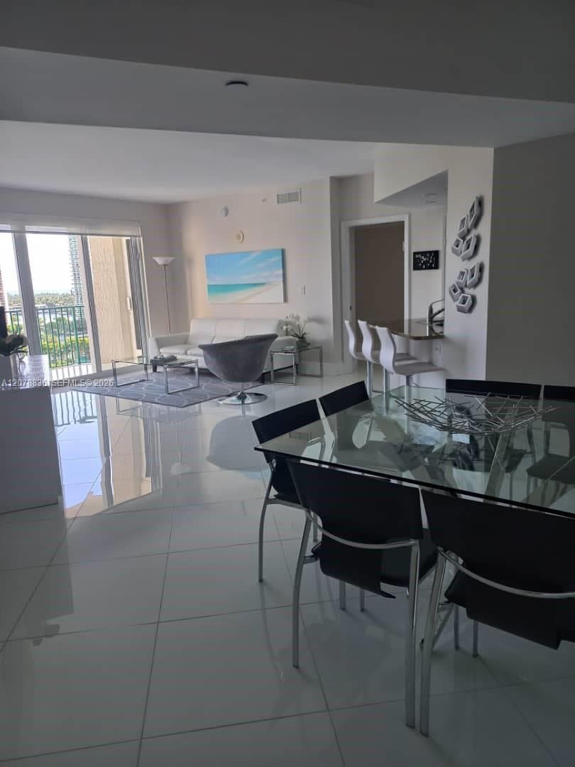 20000 E Country Club Dr # 1212, Aventura, FL 33180 — zdjęcie 3