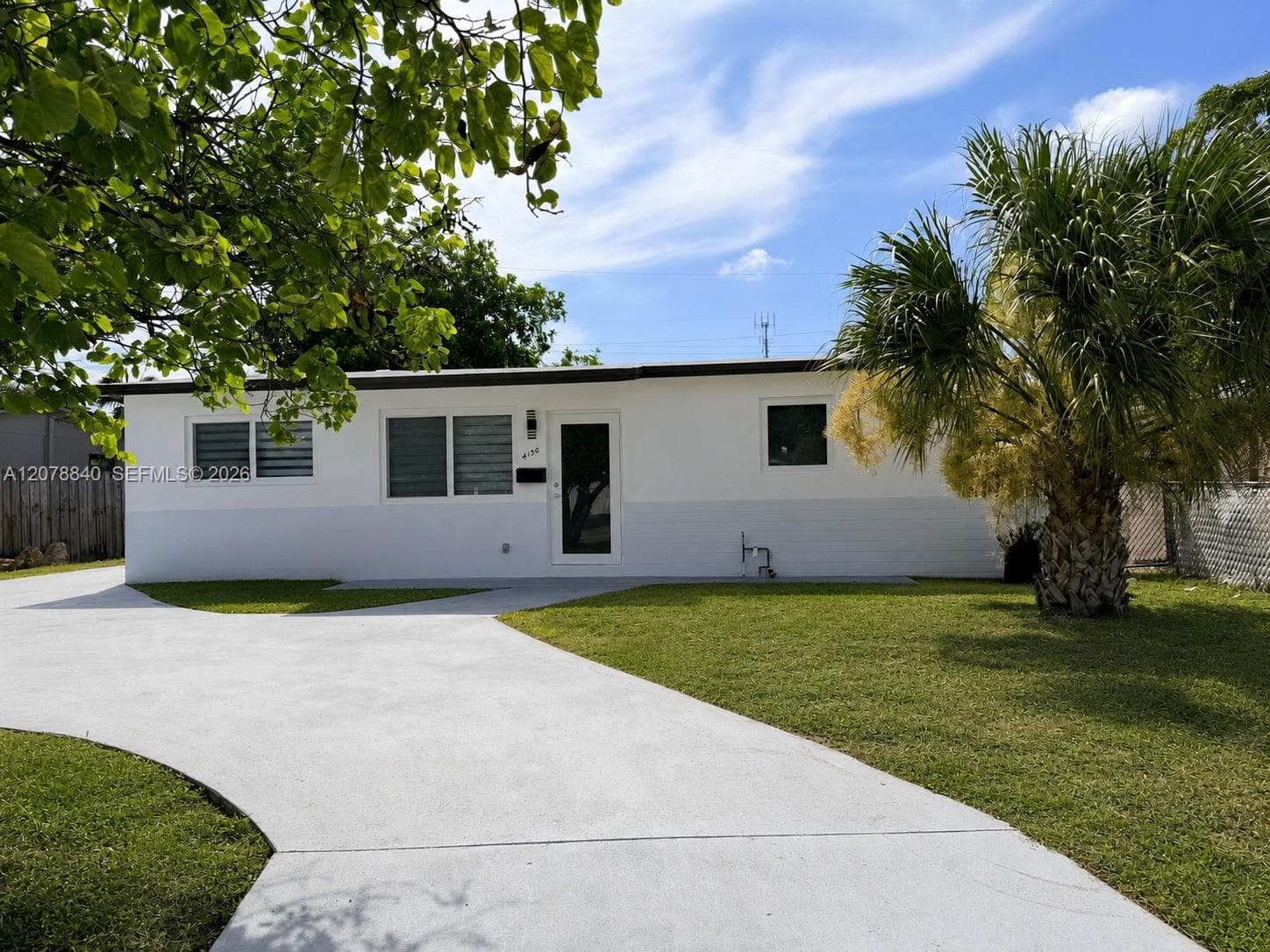 4130 NW 11th Ave, Oakland Park, FL 33309