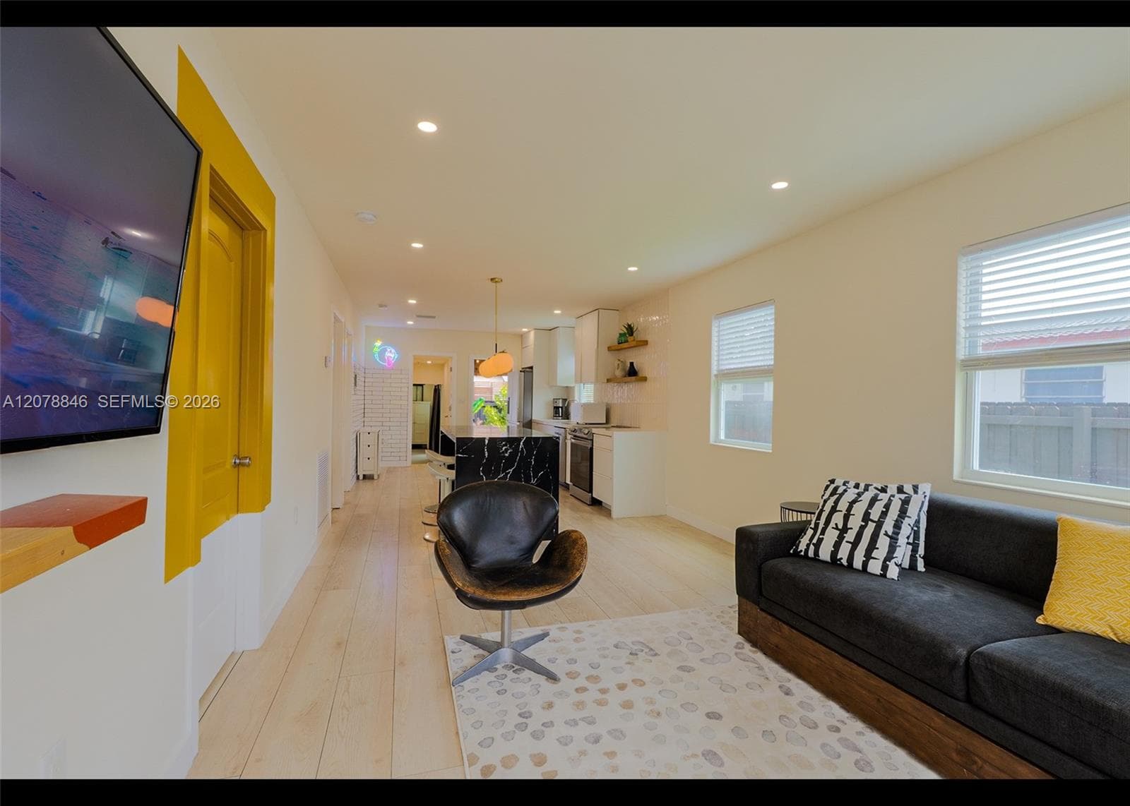 1332 NE 5th Ave # 1, Fort Lauderdale, FL 33304 — zdjęcie 3