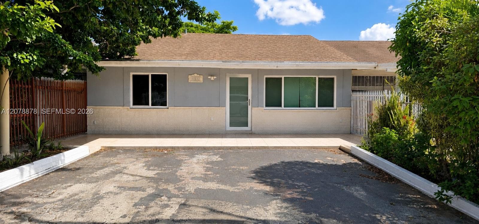 18820 NW 45th Ave, Miami Gardens, FL 33055