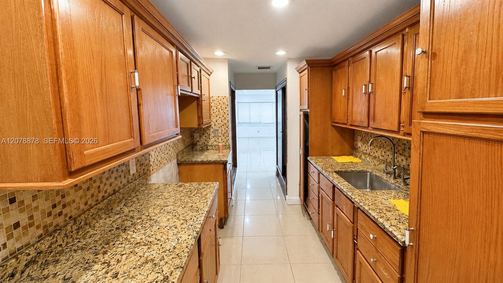 18820 NW 45th Ave, Miami Gardens, FL 33055 — zdjęcie 4