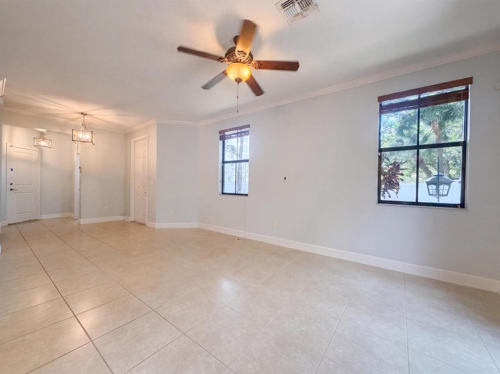 4967 NW 59th Street, Tamarac, FL 33319 — zdjęcie 3