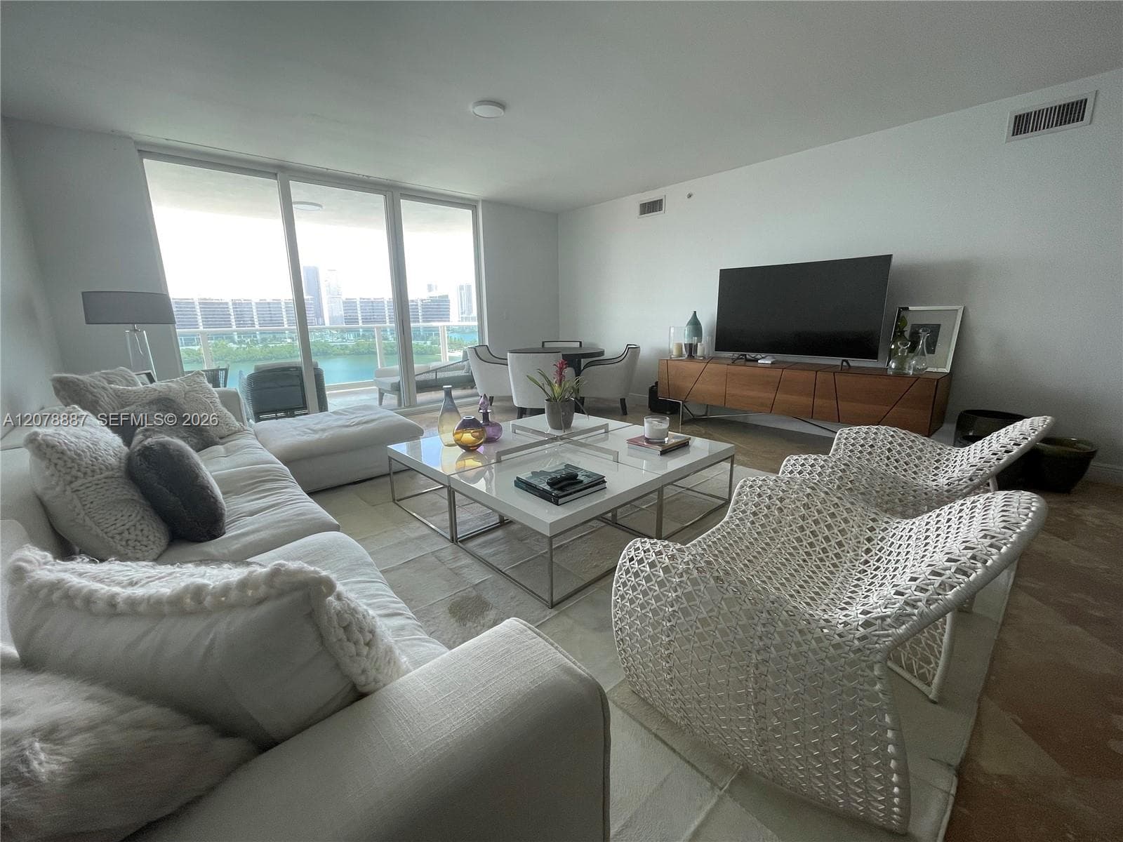 3301 NE 183rd St # 1105, Aventura, FL 33160 — zdjęcie 4