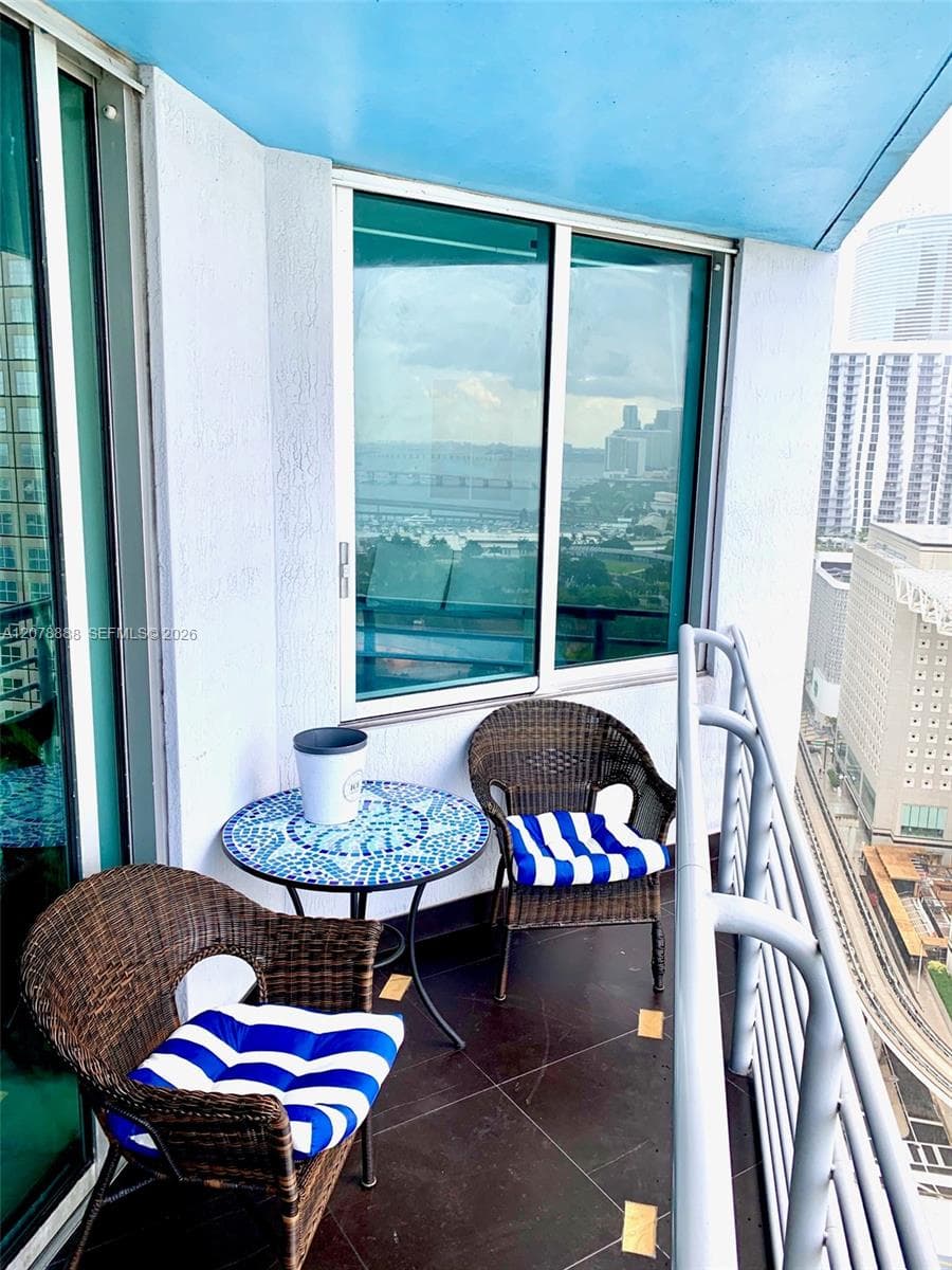 325 S Biscayne Blvd # 2714, Miami, FL 33131 — zdjęcie 4